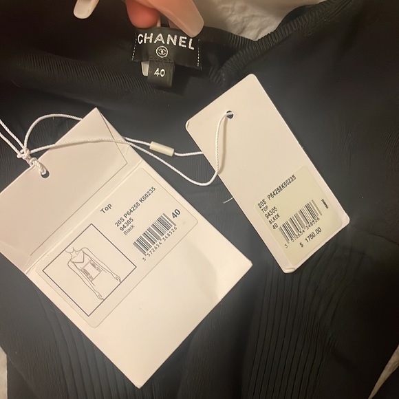 🚫SOLD🚫 New Chanel Black Diamond CC Top Size 40 (US Women’s M)💎 - Picture 17 of 17